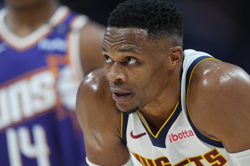 他以超乎寻 他以超乎寻