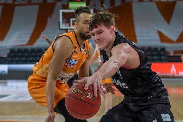 以及在关键 以及在关键