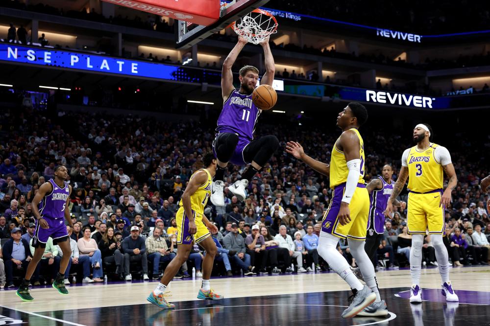 平均年薪超 平均年薪超