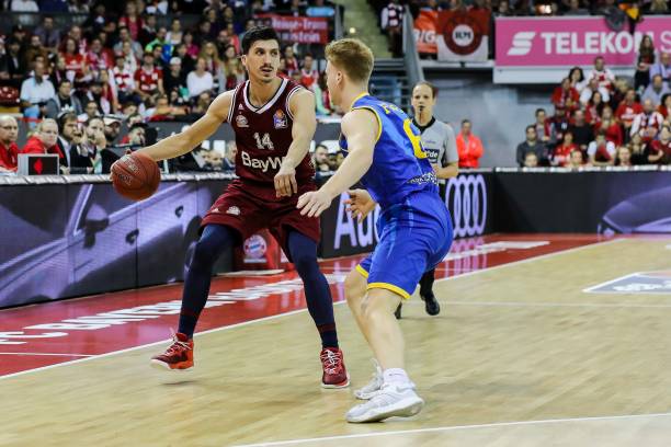 代更加依赖 代更加依赖